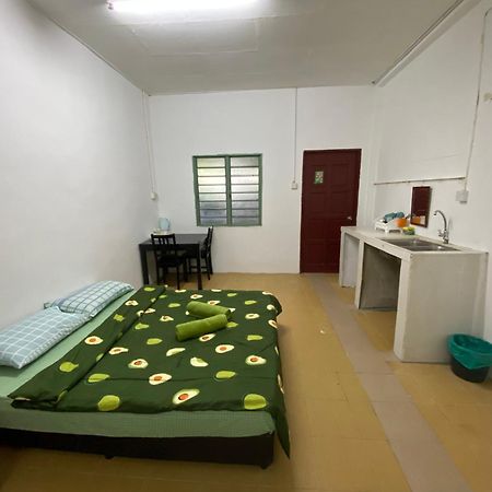 Padang Besar Roomstay Firdaus Eksteriør billede